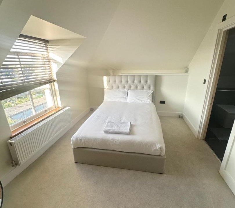 Photo of Bedroom in Woodside