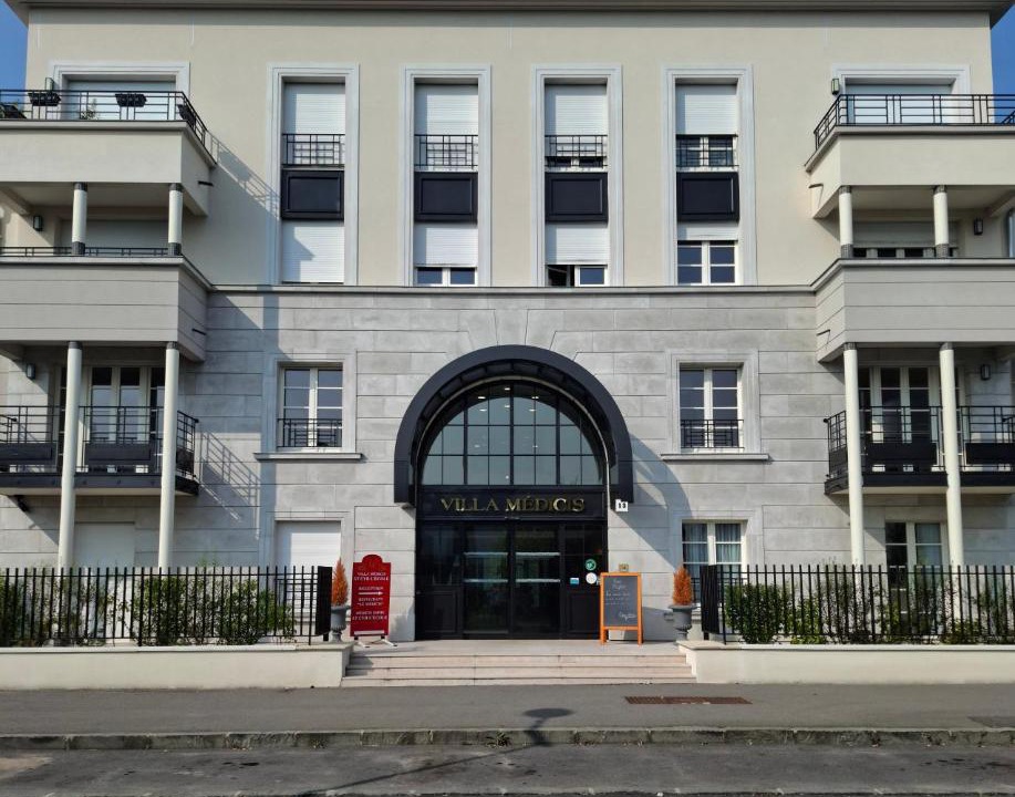 Photo of Others in Saint-Cyr-l'Ecole