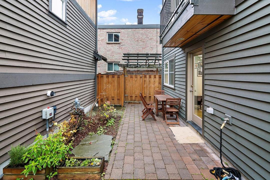 Photo of Patio Balcony in East Queen Anne