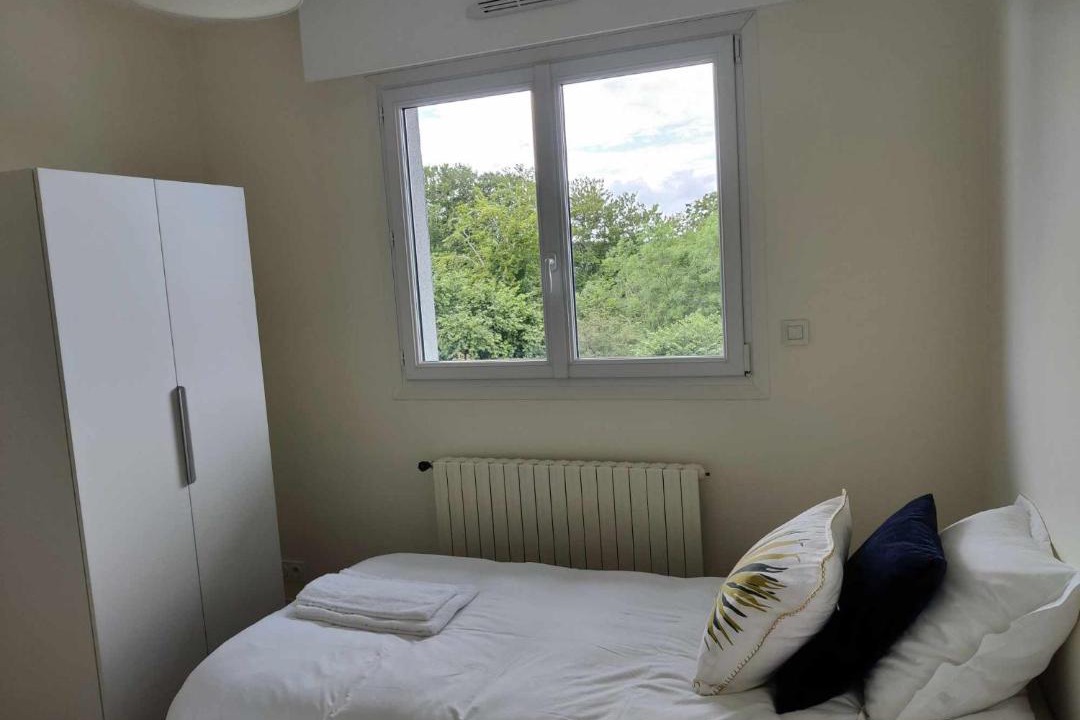 Photo of Bedroom in Equeurdreville-Hainneville