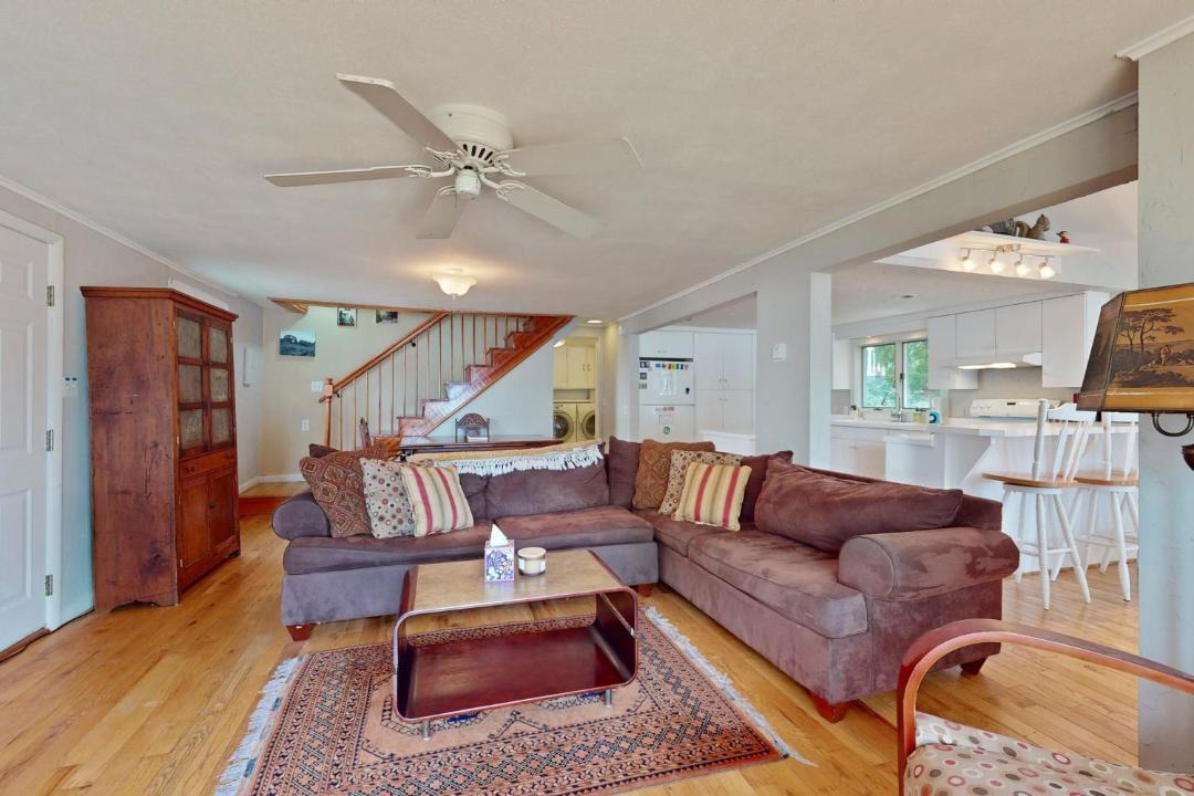 Photo of Others in Valois