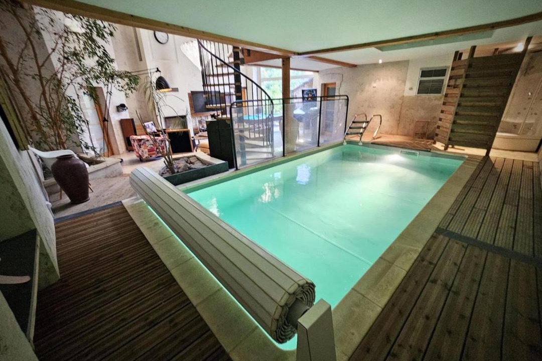 Photo of Others in Pierry