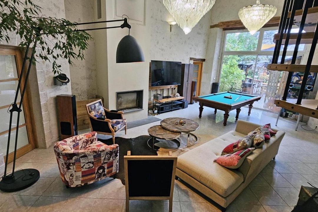 Photo of Livingroom in Pierry