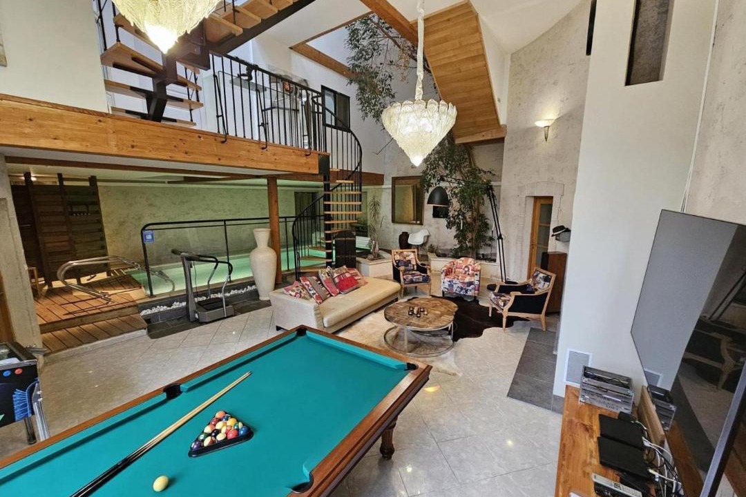 Photo of Others in Pierry