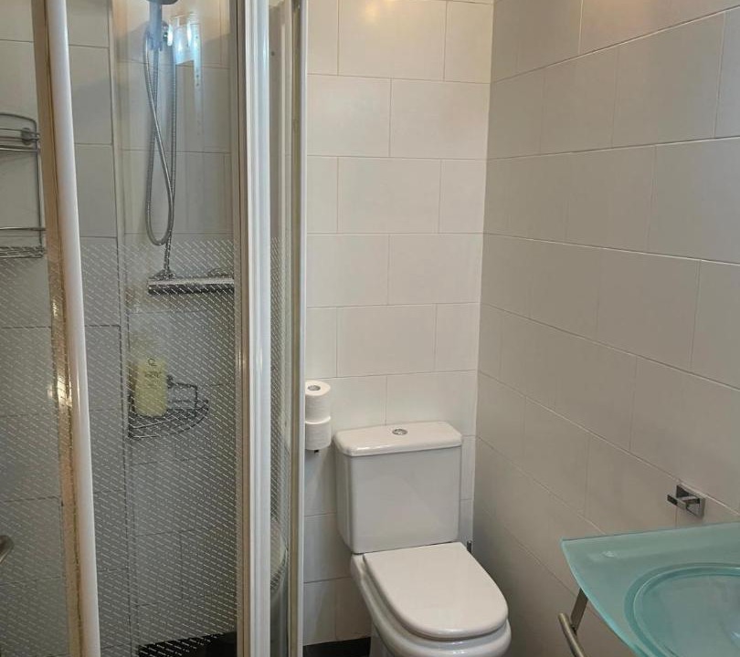 Photo of Bathroom in Surp