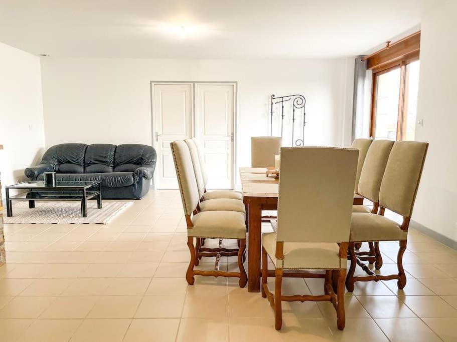 Photo of Others in La Mesniere