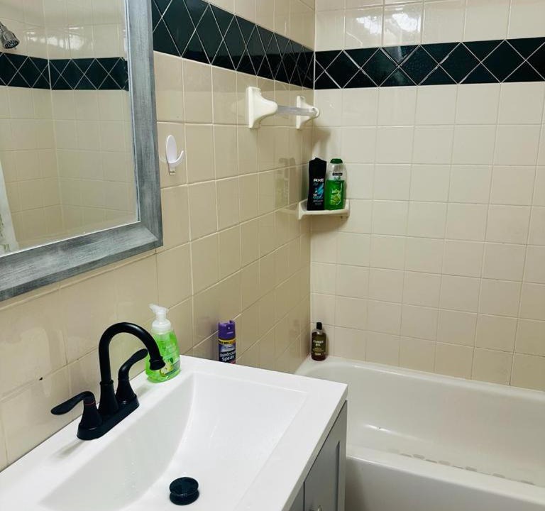 Photo of Bathroom in Clodine