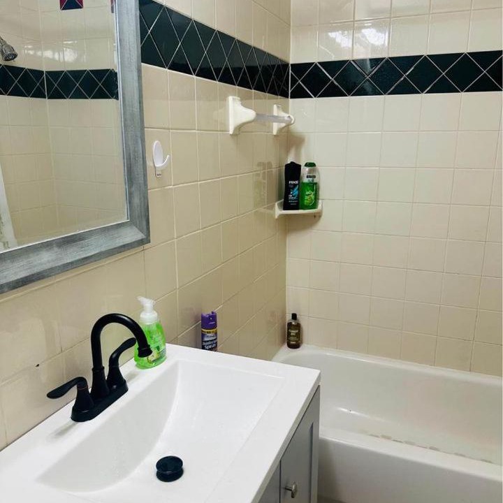 Photo of Bathroom in Clodine