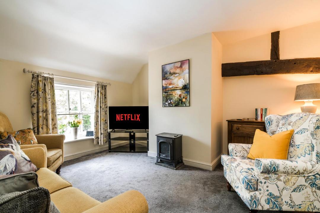 Photo of Others in Buckingham