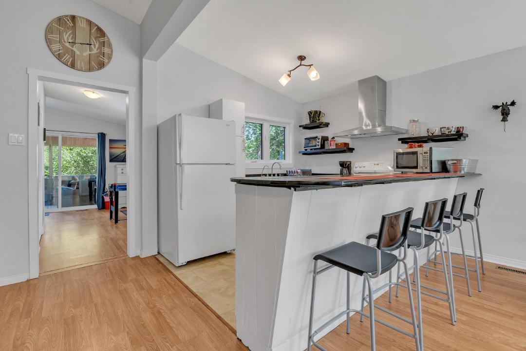 Photo of Kitchen in Duhamel