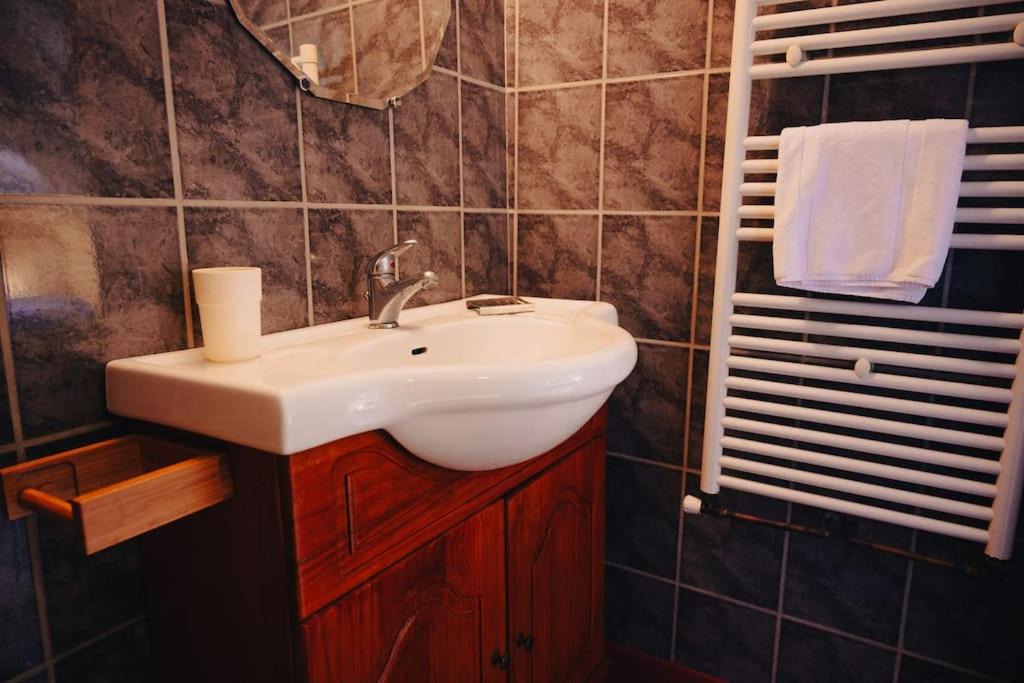 Photo of Bathroom in Coteaux Ouest