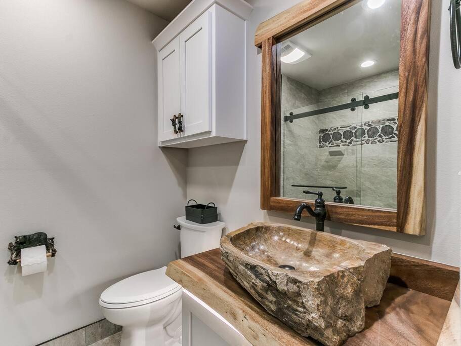 Photo of Bathroom in Skiatook