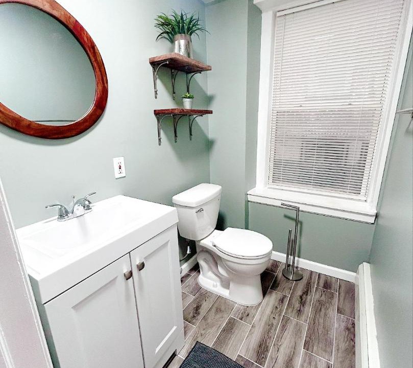 Photo of Bathroom in Glen Ridge