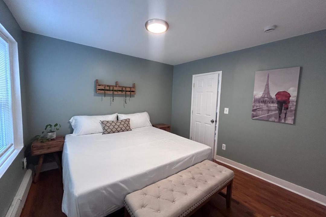 Photo of Bedroom in Glen Ridge