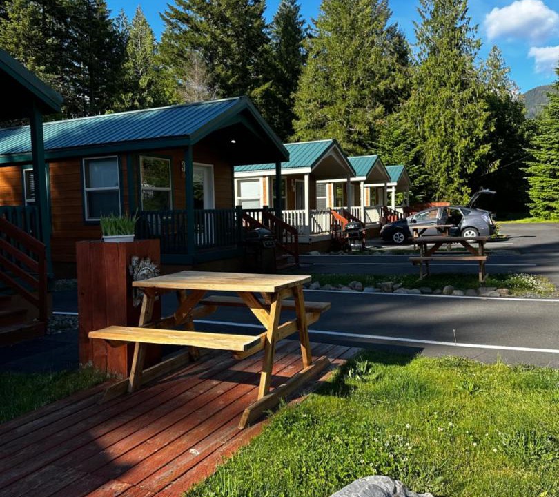 Photo of Others in Packwood