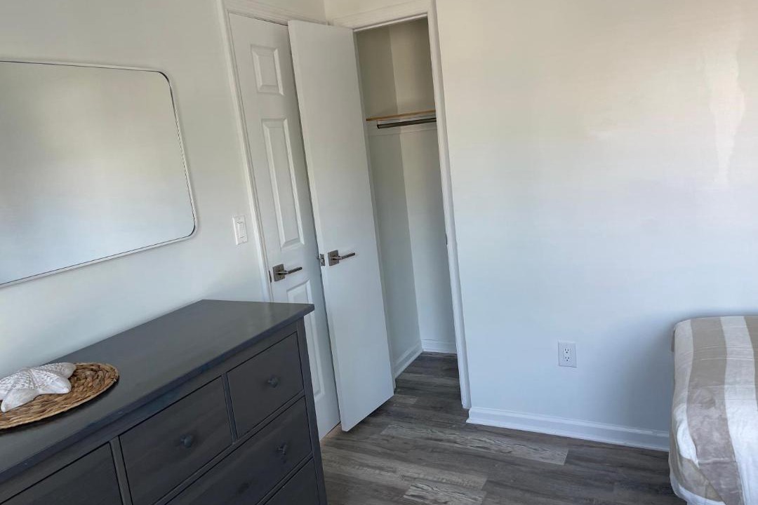 Photo of Others in Wall