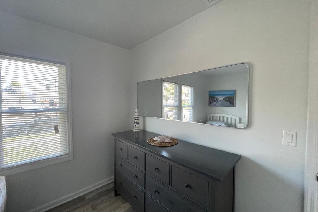 Photo of Others in Wall