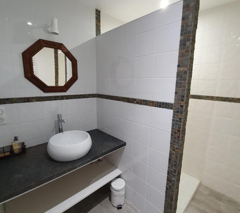 Photo of Bathroom in Donnemarie-Dontilly