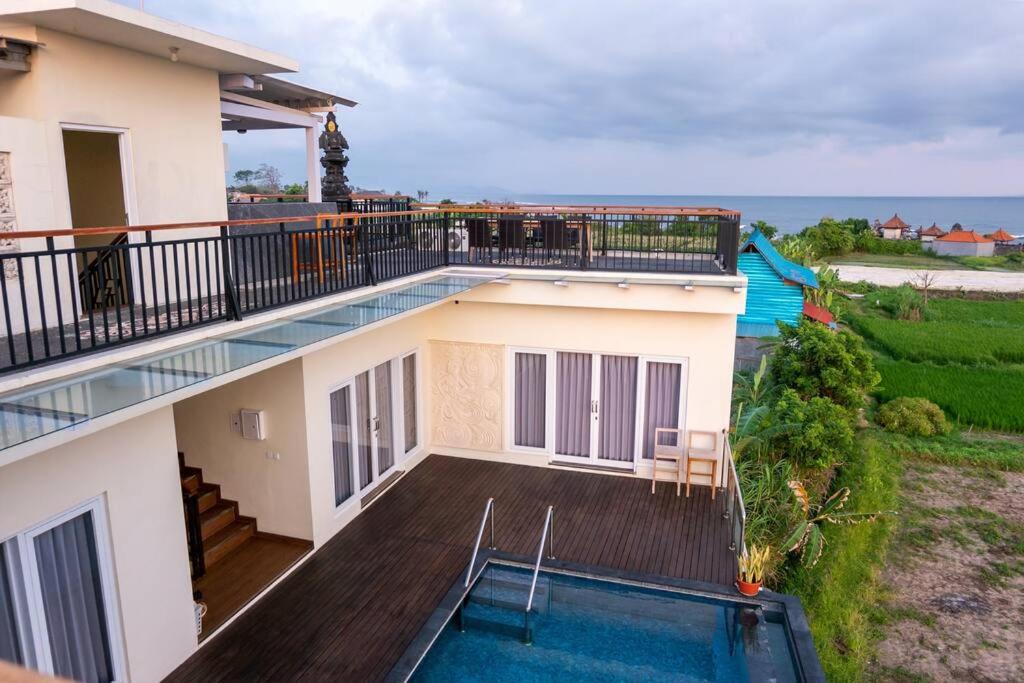 Photo of Patio Balcony in Ketewel