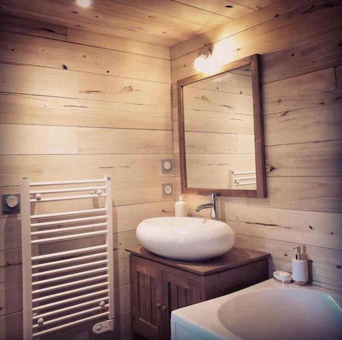 Photo of Bathroom in Saulieu