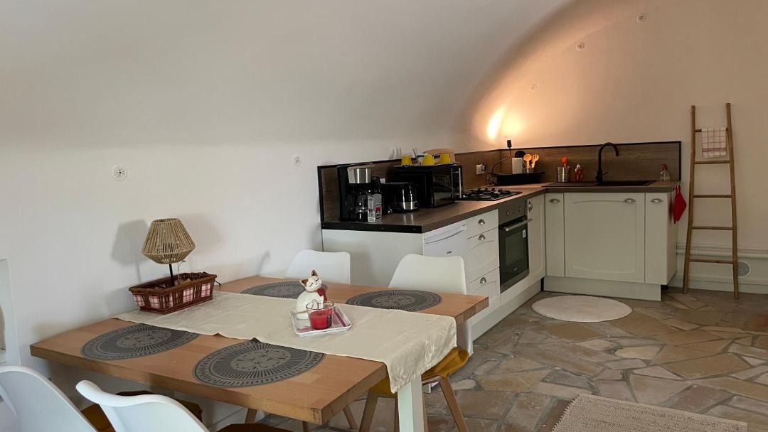 Photo of Kitchen in La Garde-Adhemar