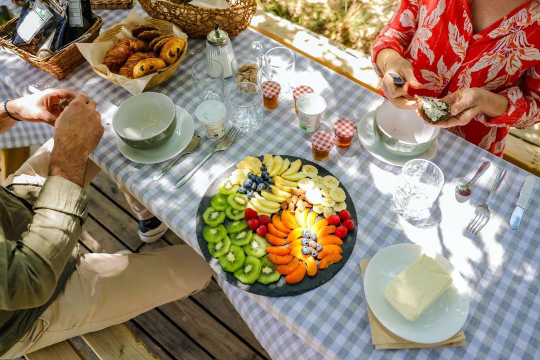 Photo of Others in Busque