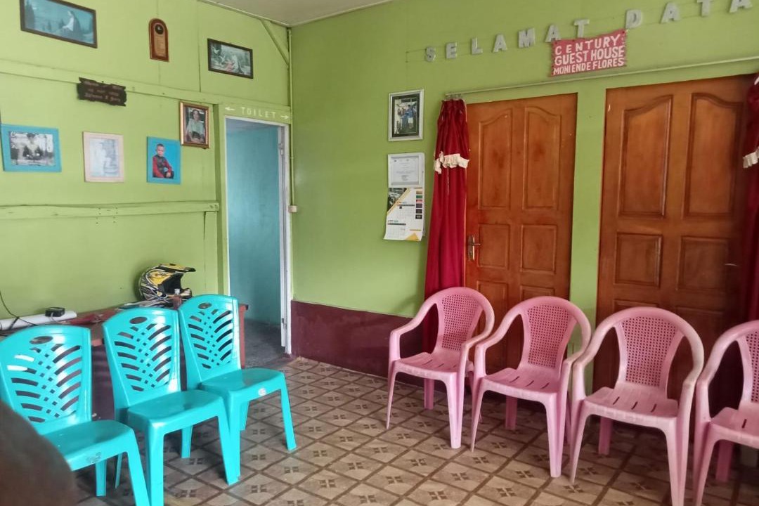 Photo of Others in Moni