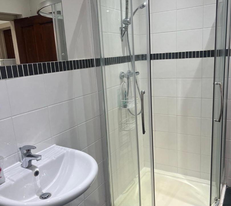 Photo of Bathroom in Manor