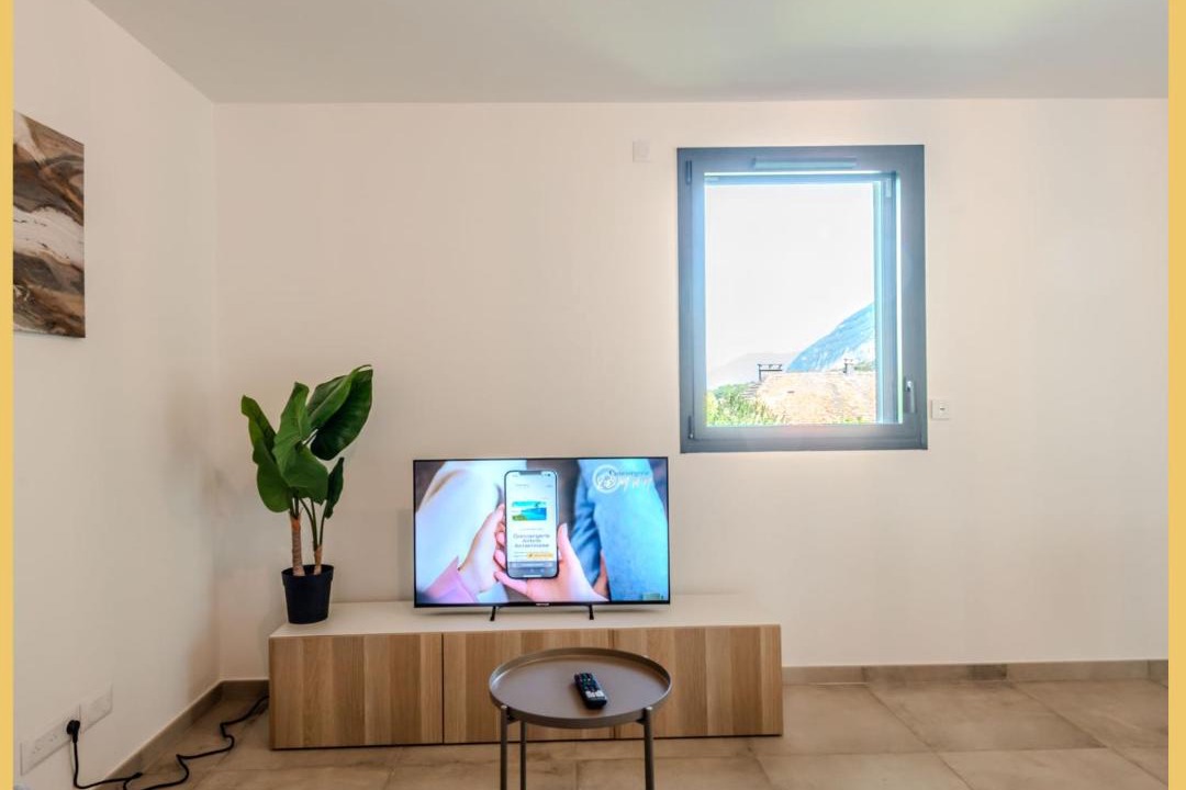 Photo of Livingroom in Collonges-sous-Saleve