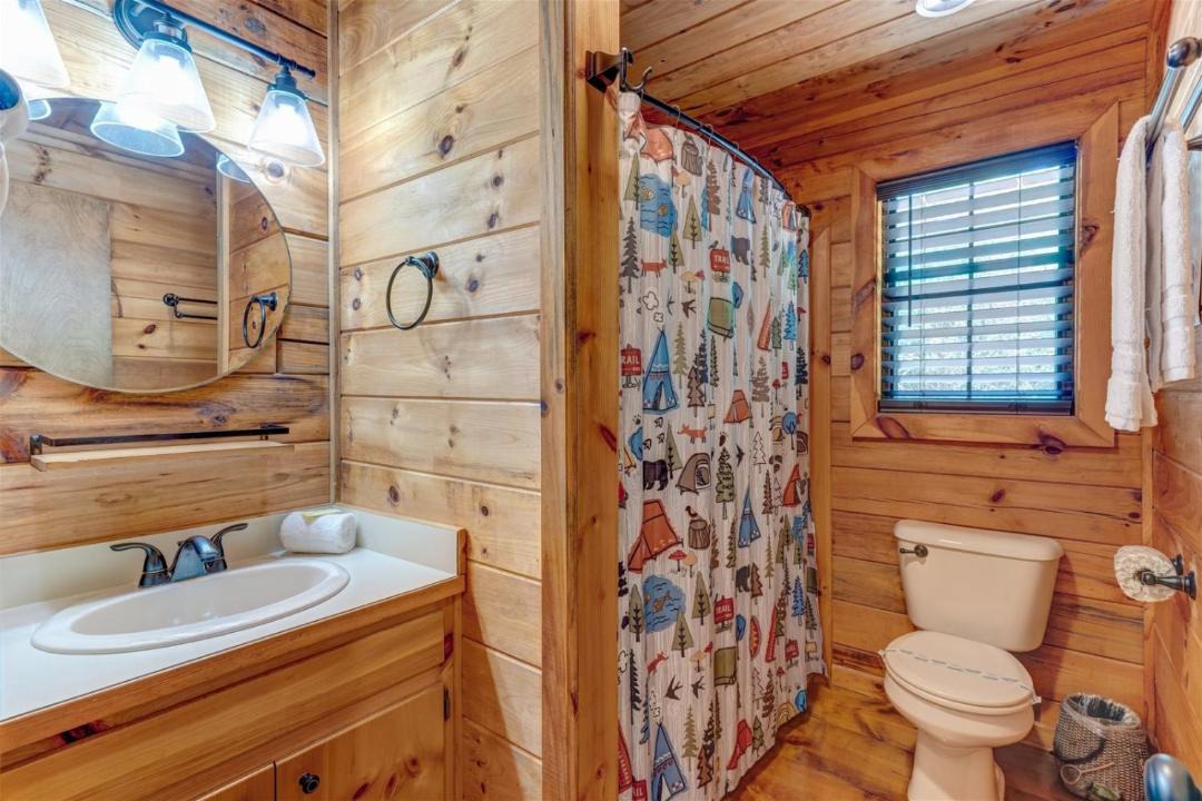 Photo of Bathroom in Aska