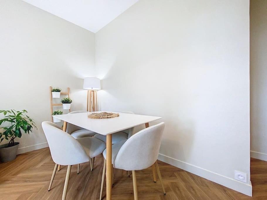 Photo of Others in Saint-Jean Eudes Saint-Gilles