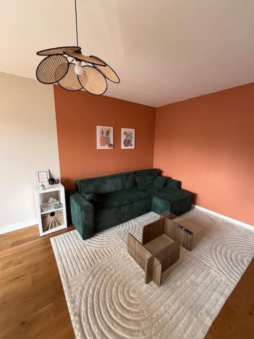 Photo of Livingroom in Beaulieu - Maladrerie - Saint-Paul