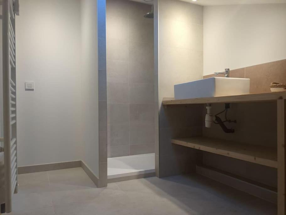 Photo of Bathroom in Gap