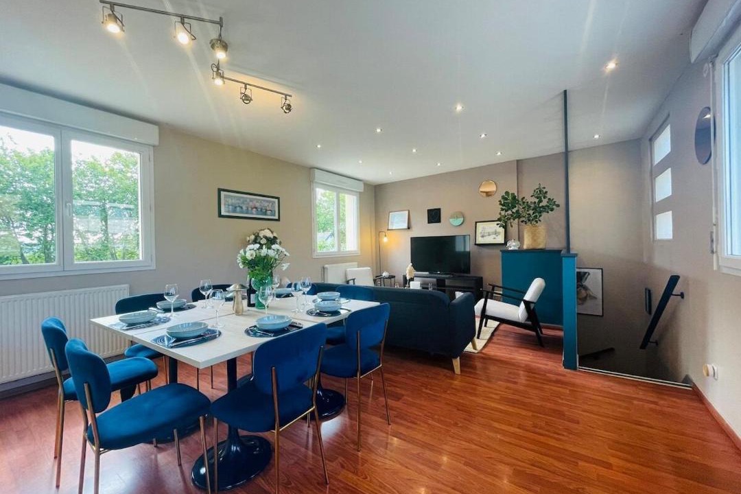 Photo of Others in Les Hauts de Saint-Aubin