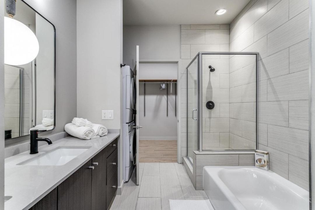 Photo of Bathroom in Cityplace