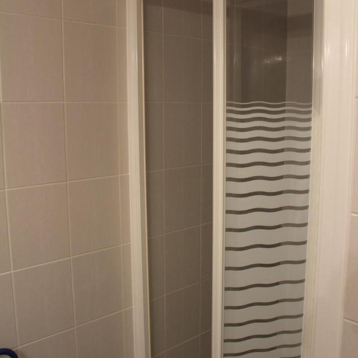 Photo of Others in Fille