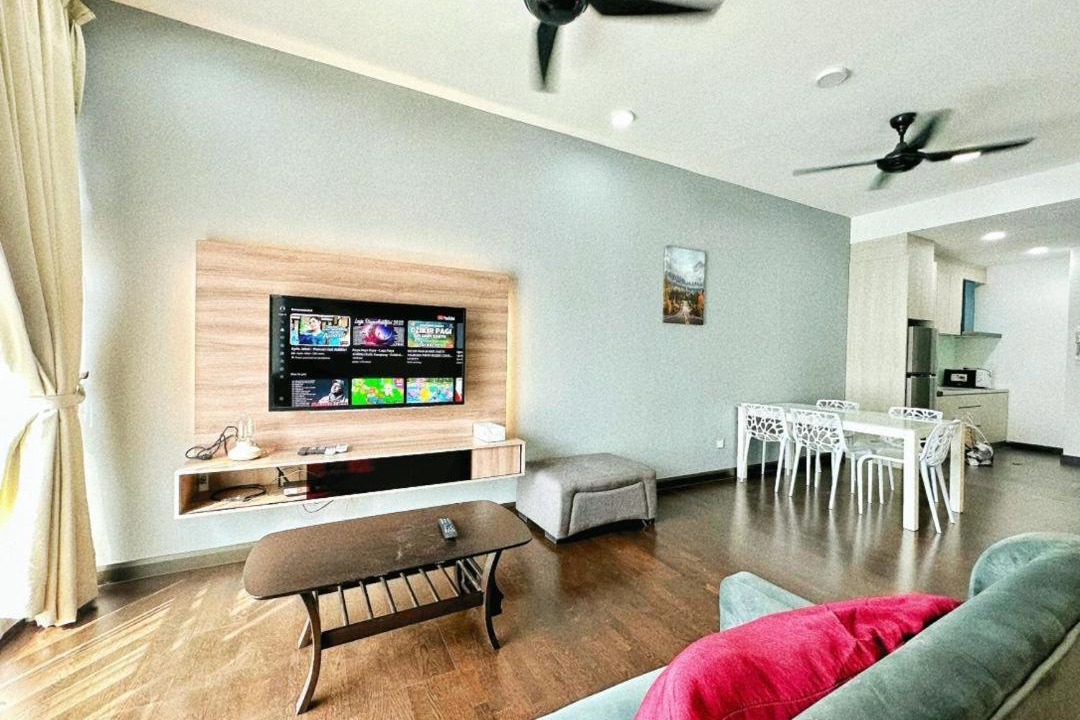 Photo of Livingroom in Maluri