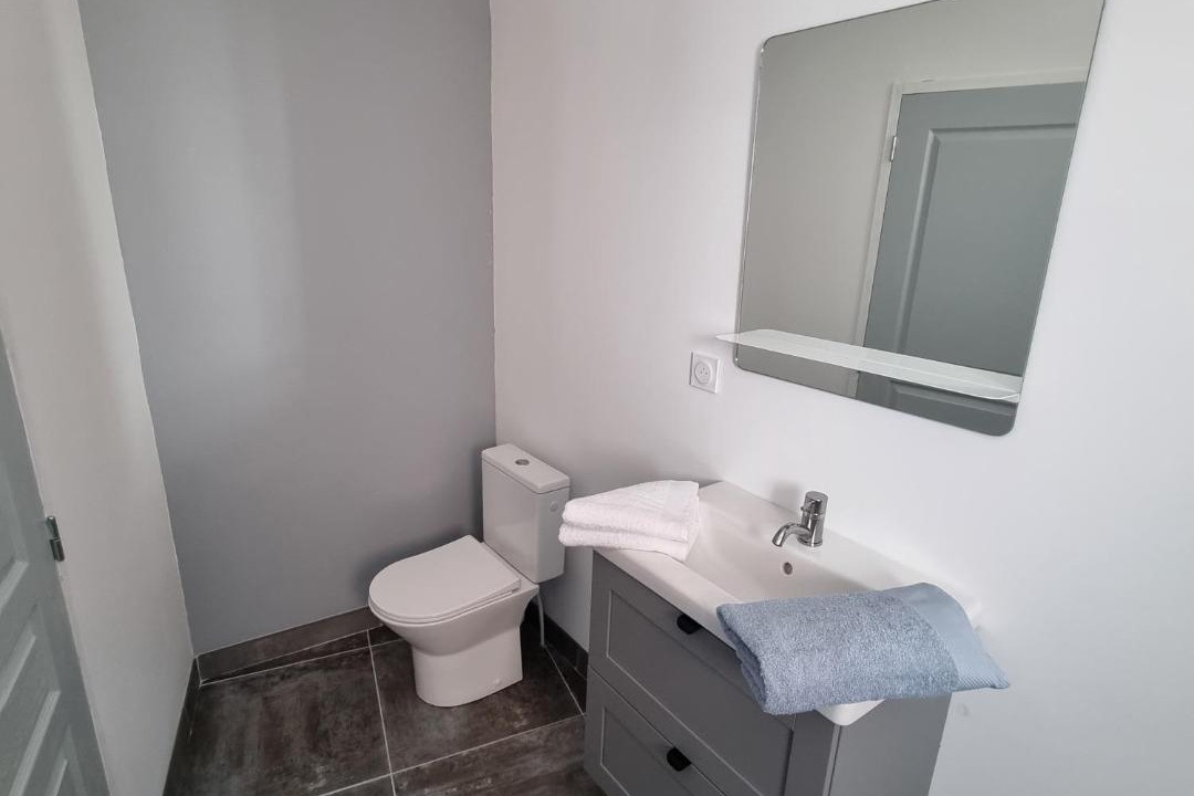 Photo of Bathroom in Compregnac