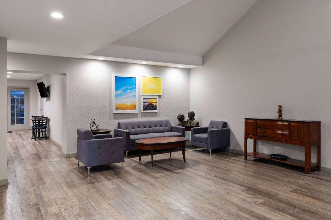 Photo of Others in Americus