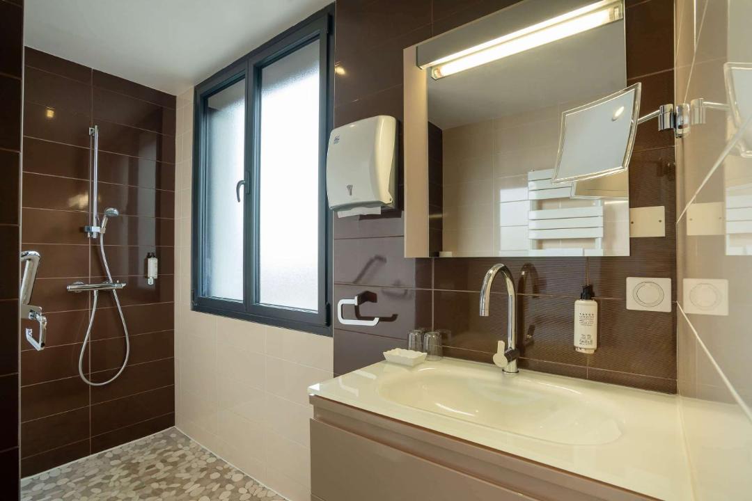 Photo of Bathroom in Brive-la-Gaillarde