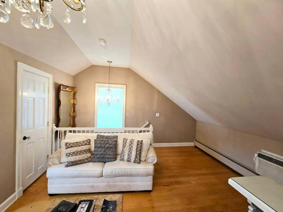 Photo of Others in Suffield