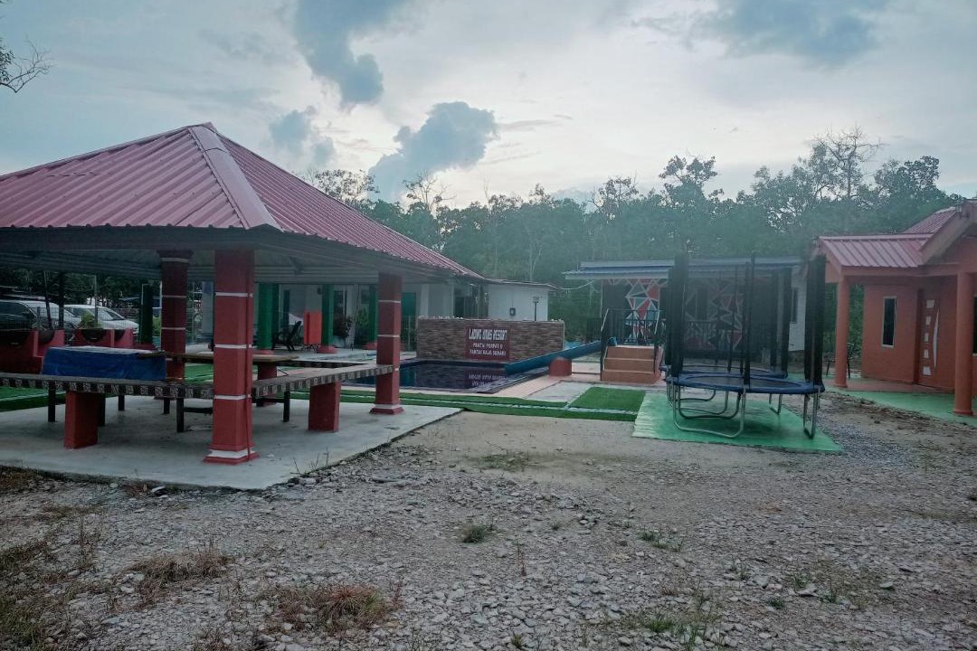 Photo of Others in Rengit