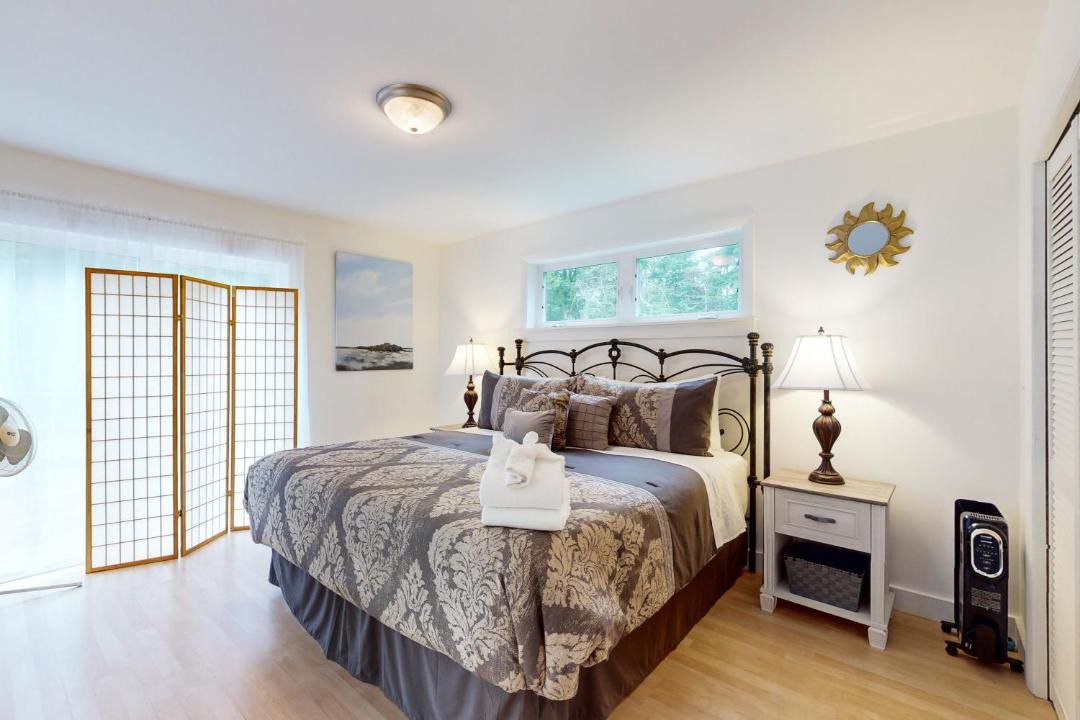 Photo of Bedroom in Bayville