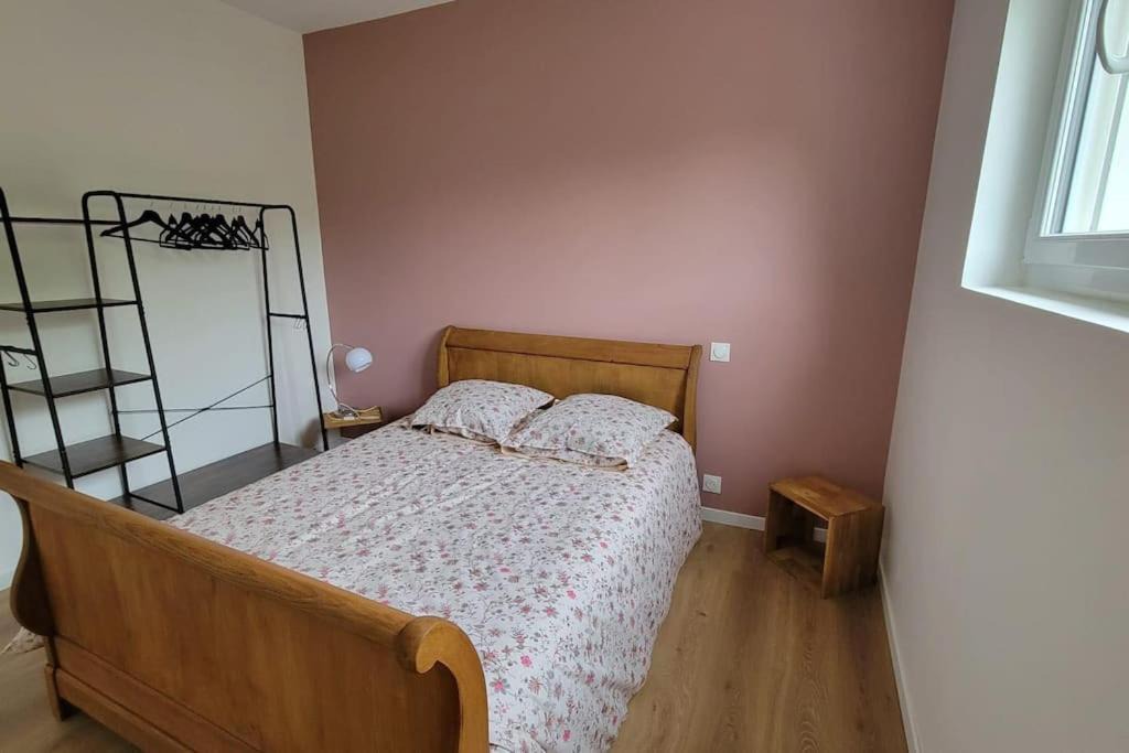 Photo of Bedroom in (le) Mesnil Hue