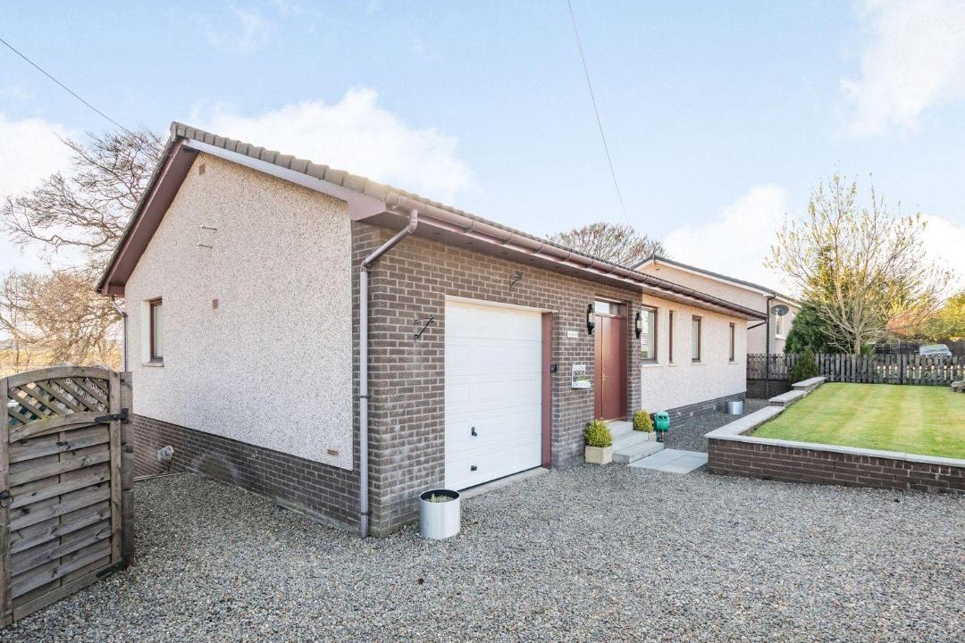 Photo of Others in Lanark