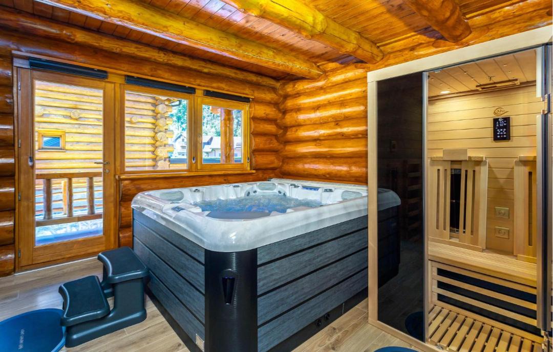Photo of Bathroom in Sarsoni