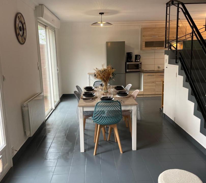 Photo of Others in Guer