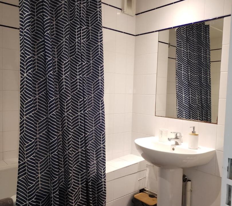 Photo of Bathroom in Saint-Gregoire