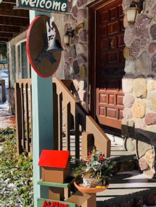 Photo of Others in Highmount