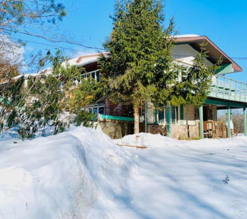 Photo of Others in Highmount